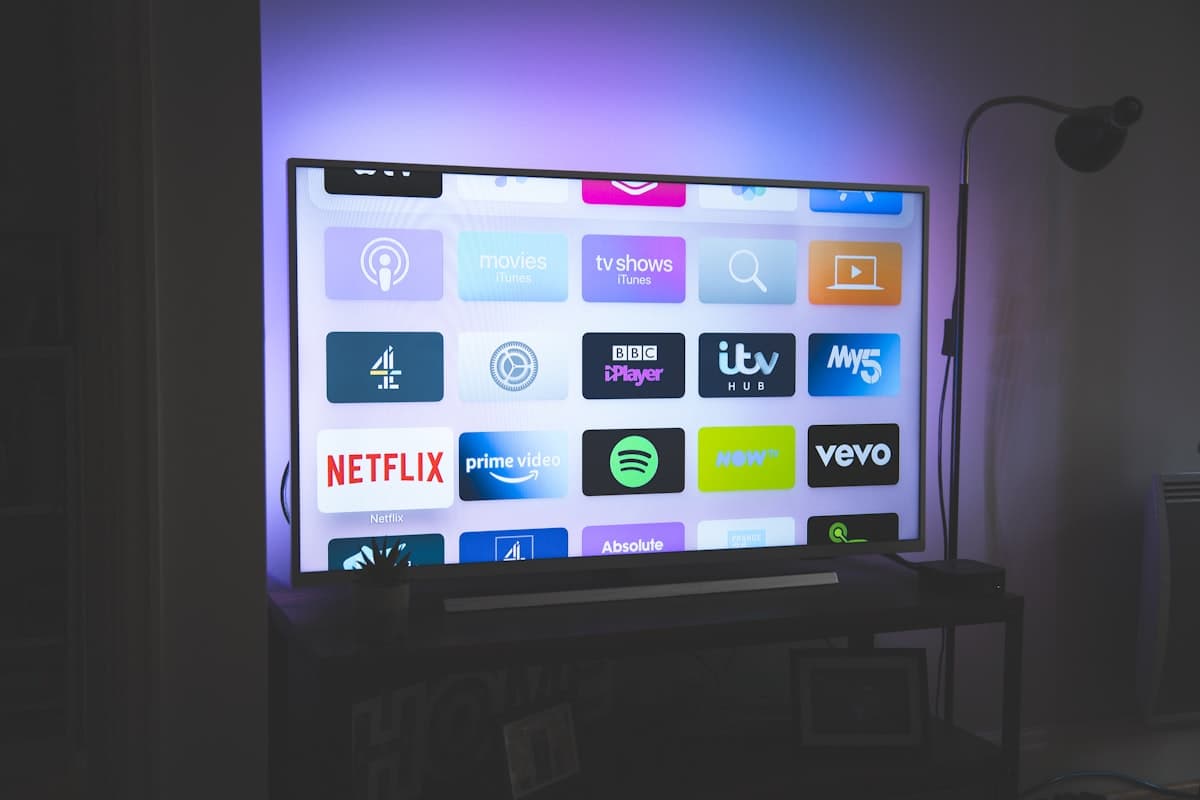Téléviseur Smart TV grand écran